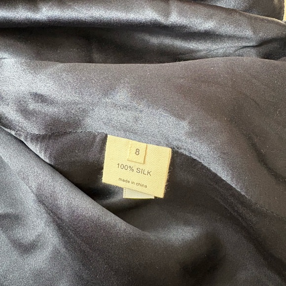 L’AGENCE 100% silk navy blue sleeveless midi dress with front sash, sz 6 - Picture 6 of 7